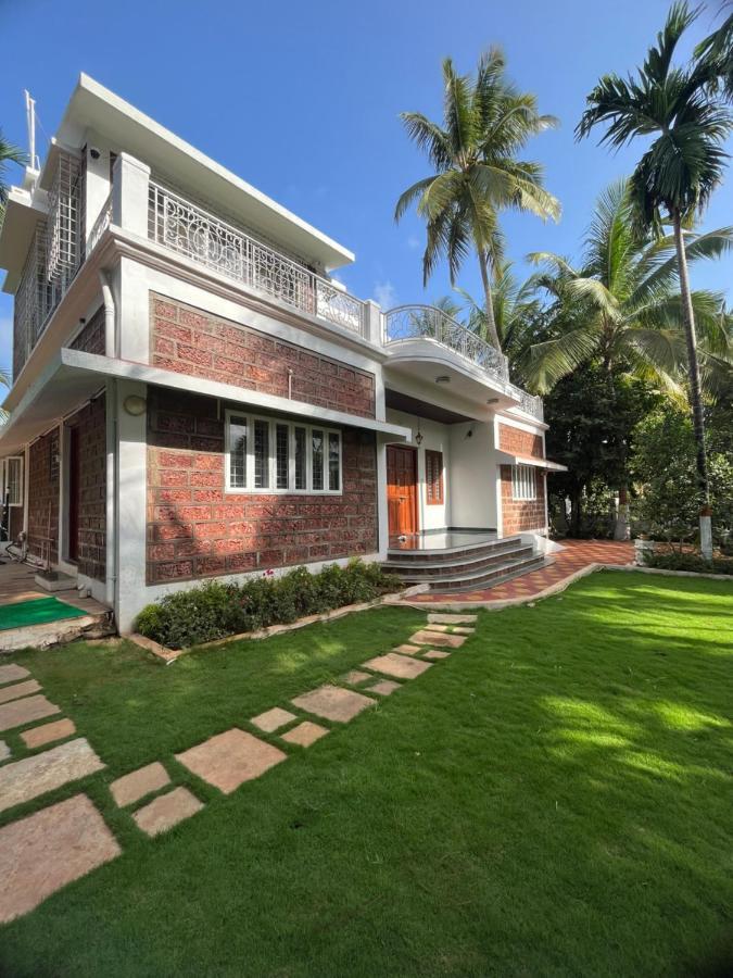 Sundeck Villa Alībāg Exterior foto